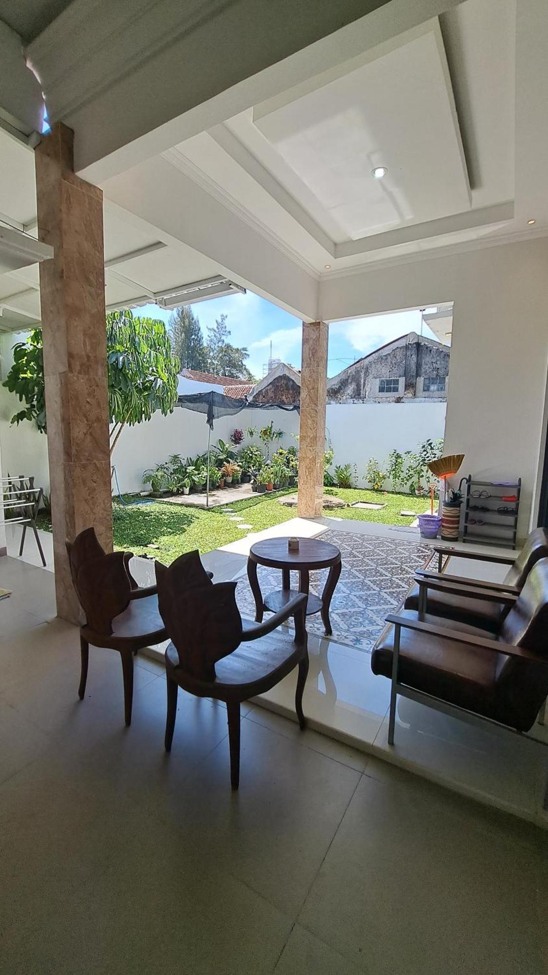 Family Homestay Near Malioboro Yogyakarta Exterior photo
